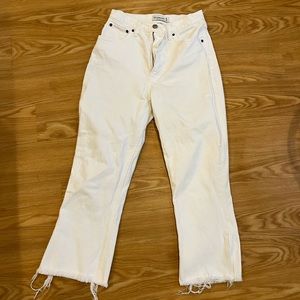 Abercrombie & Fitch Kick Crop Jeans